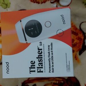 Nood The Flasher 2.0 IPL Device - White NWT NIB.